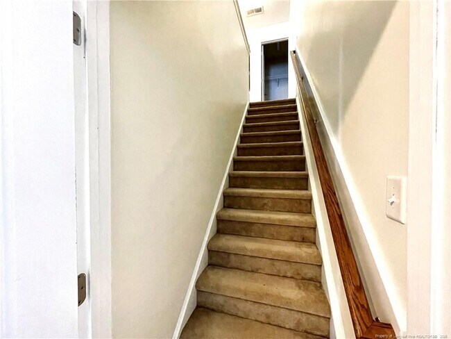 Building Photo - 126 Watchmen Ln