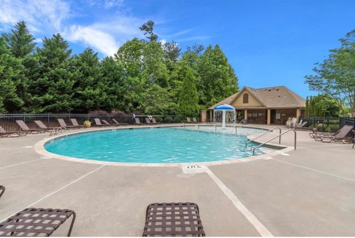 Building Photo - 1818 Caswell Pkwy