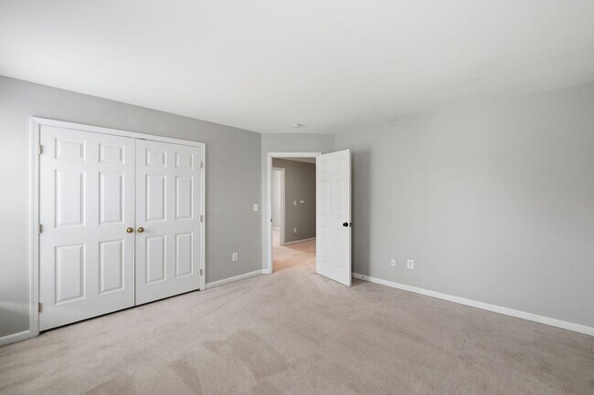 Building Photo - Experience the perfect blend of comfort, style, and functionality in this beautifully designed fo...