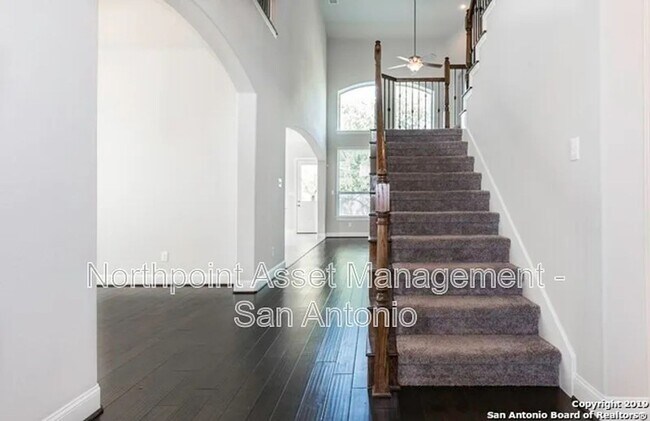 Building Photo - 13706 Meadowick Dr