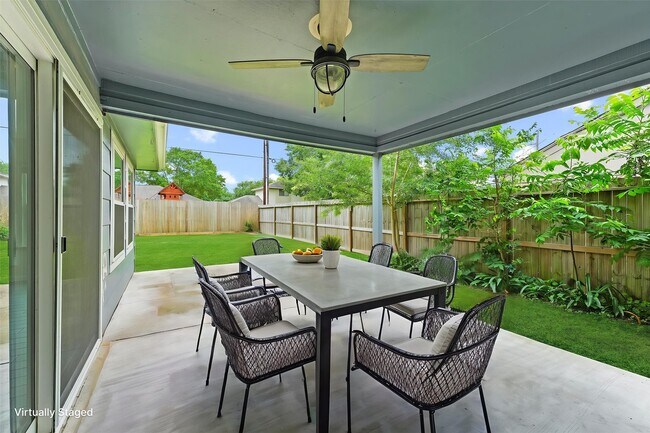 Building Photo - 417 W Hillary Cir