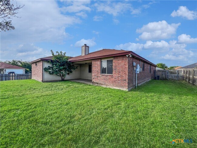 Building Photo - 3509 Bugle Dr
