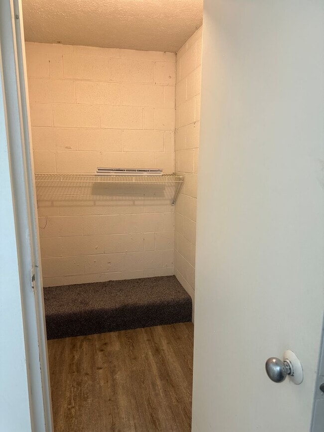 Building Photo - Yorktown School District