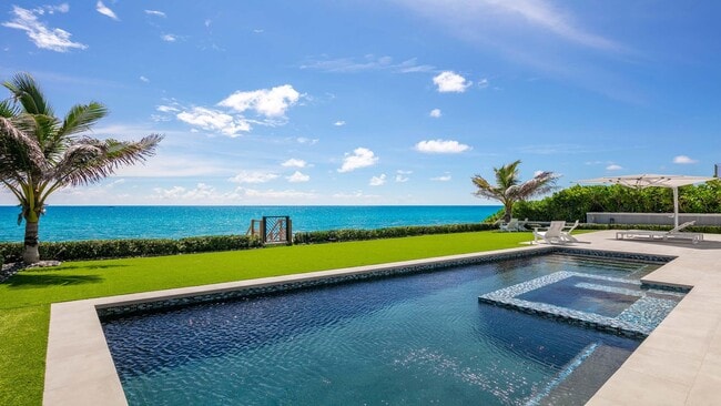 Building Photo - 6029 Old Ocean Blvd