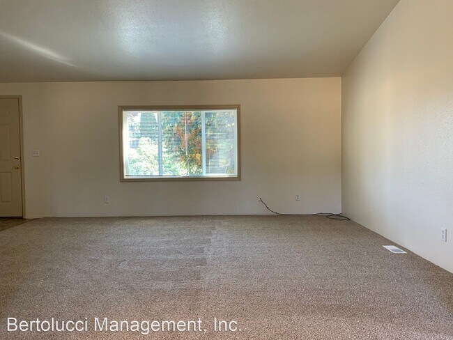 Building Photo - 3 br, 2 bath House - 40505 Hess Rd.