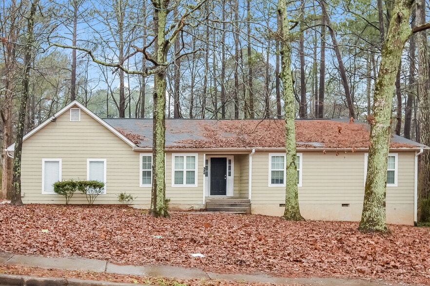 Primary Photo - 520 Gregory Manor Dr SW