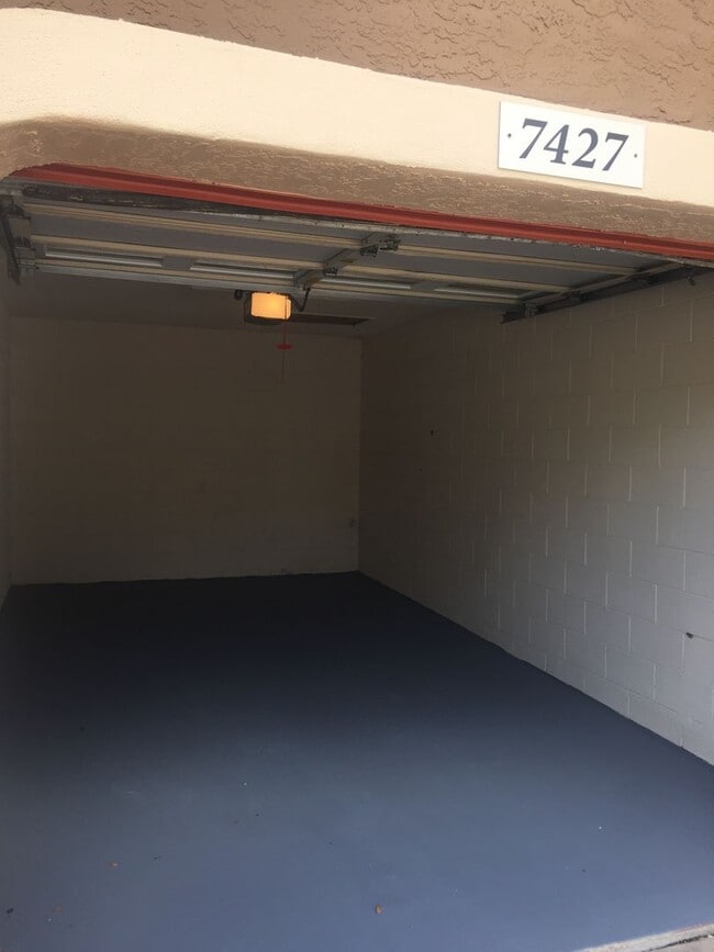 Building Photo - 7427SBD(100)