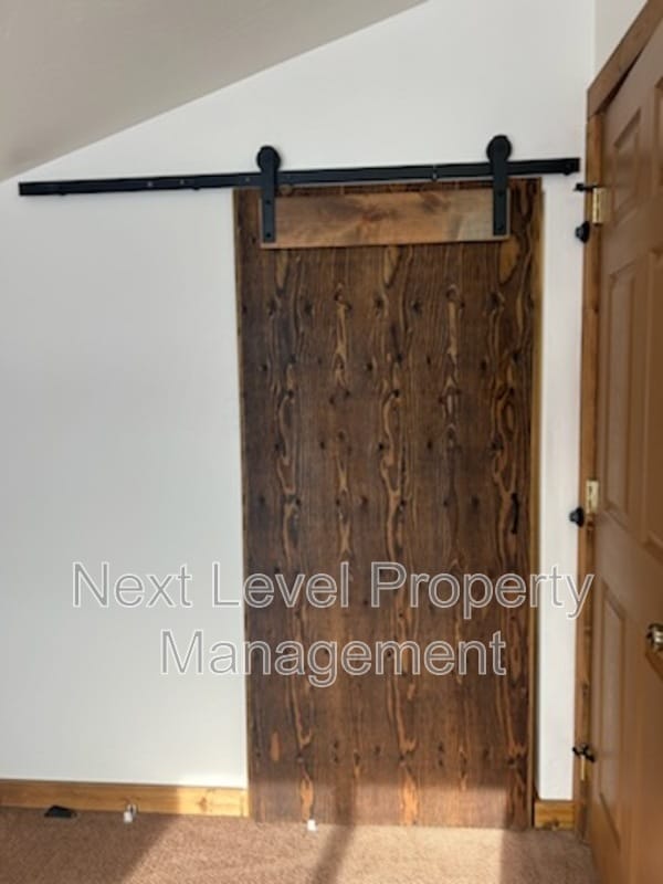 Building Photo - 302 Batavia Ln