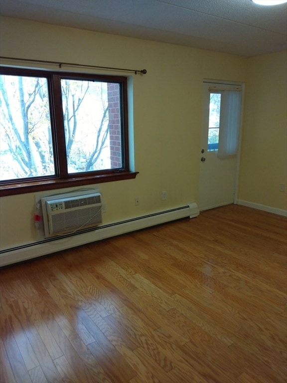 Building Photo - 180 Green St