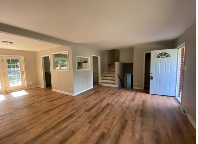 Building Photo - 3 BR/2BA | Newly Renovated Single Family Home | 1-Car Covered Parking | Large  backyard!