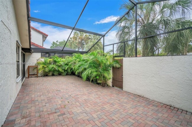 Building Photo - 11125 SW 134th Ct