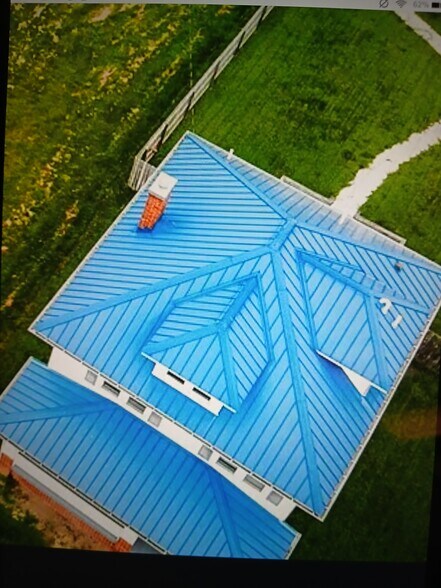 Building Photo - 1013 Greene St