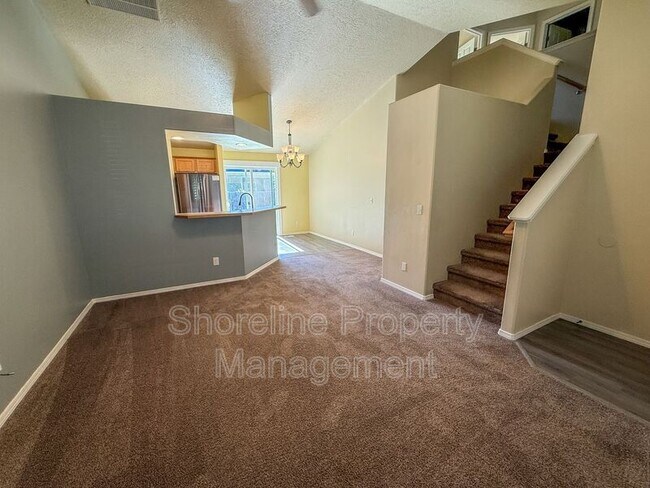 Building Photo - 3420 N Oakstone Ave