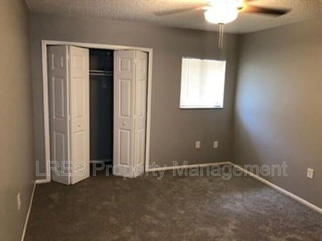 Building Photo - 139 Scottsdale Square