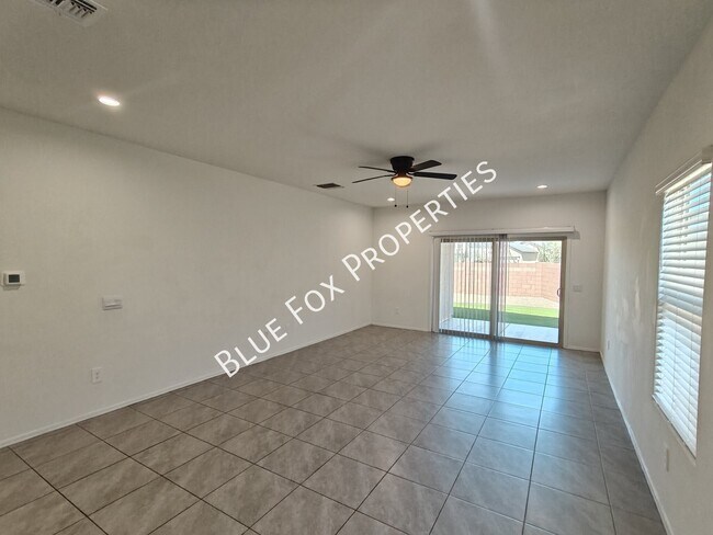 Building Photo - 12209 E Ava Lynn Dr