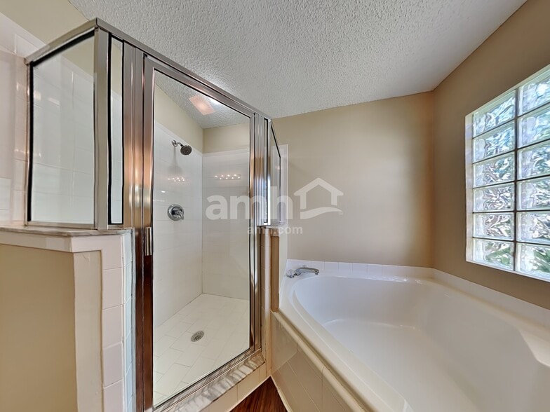 Building Photo - 334 Turtle Dove Dr