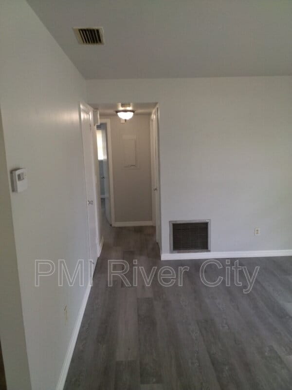 Building Photo - 8147 Bazaine Dr
