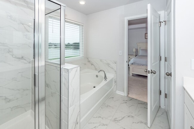 Building Photo - 6976 Pumpkinseed Dr