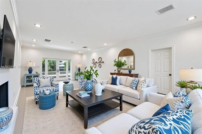 Building Photo - 13032 Mar St