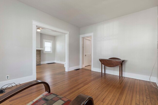 Building Photo - 616 Colorado Ave