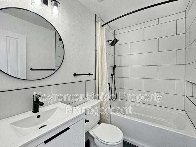 Building Photo - 10266 W Silver City St