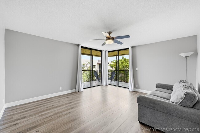 Building Photo - 10401 W Broward Blvd