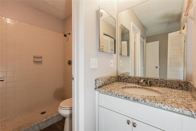 Building Photo - 2210 N Merrin St