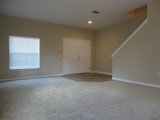 Building Photo - 8840 Royal Enclave Boulevard
