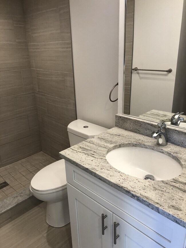 Building Photo - 2833 Georgia Ave NW