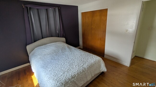 Building Photo - 3 Mountain View Dr