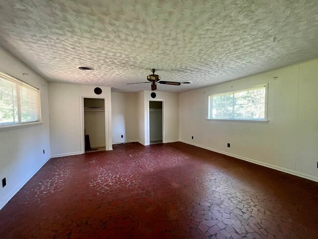 Building Photo - 1384 Woodston Rd