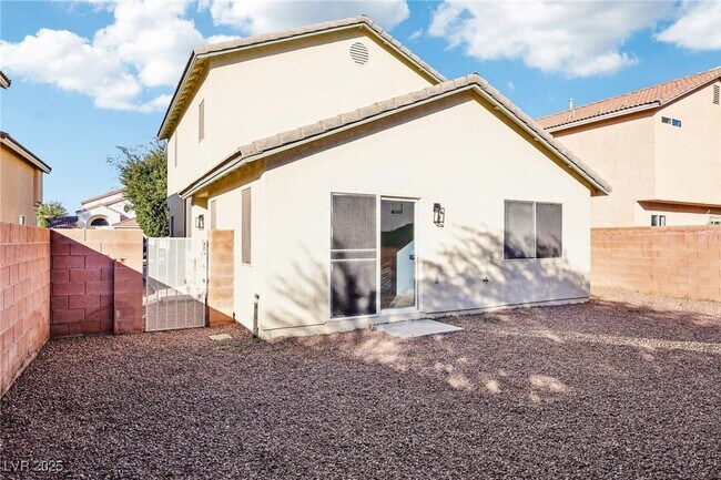 Building Photo - 6027 Riflecrest Ave