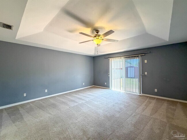 Building Photo - 3977 High Bridge Dr