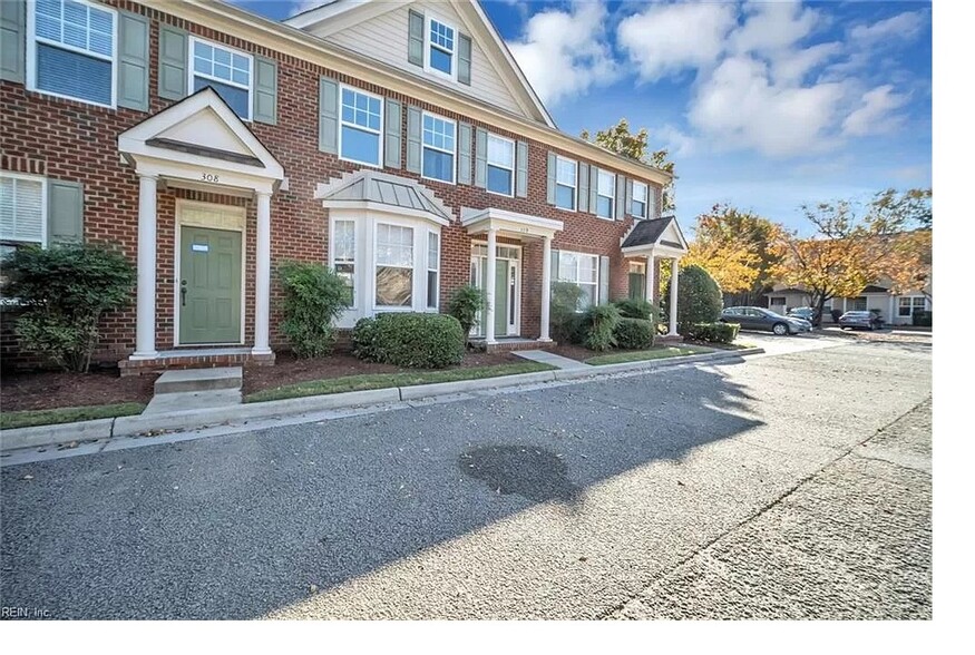 Building Photo - 7610 Restmere Rd