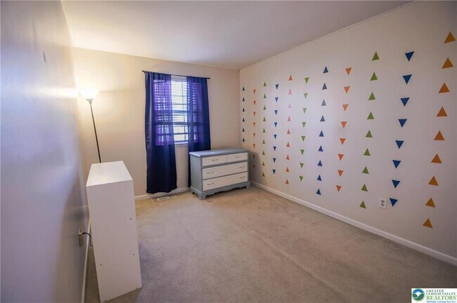 Building Photo - 2505 Madison Ave