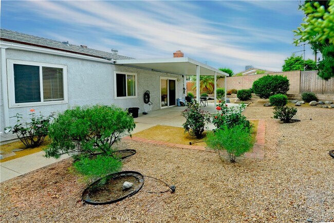 Building Photo - 13142 Reedley St