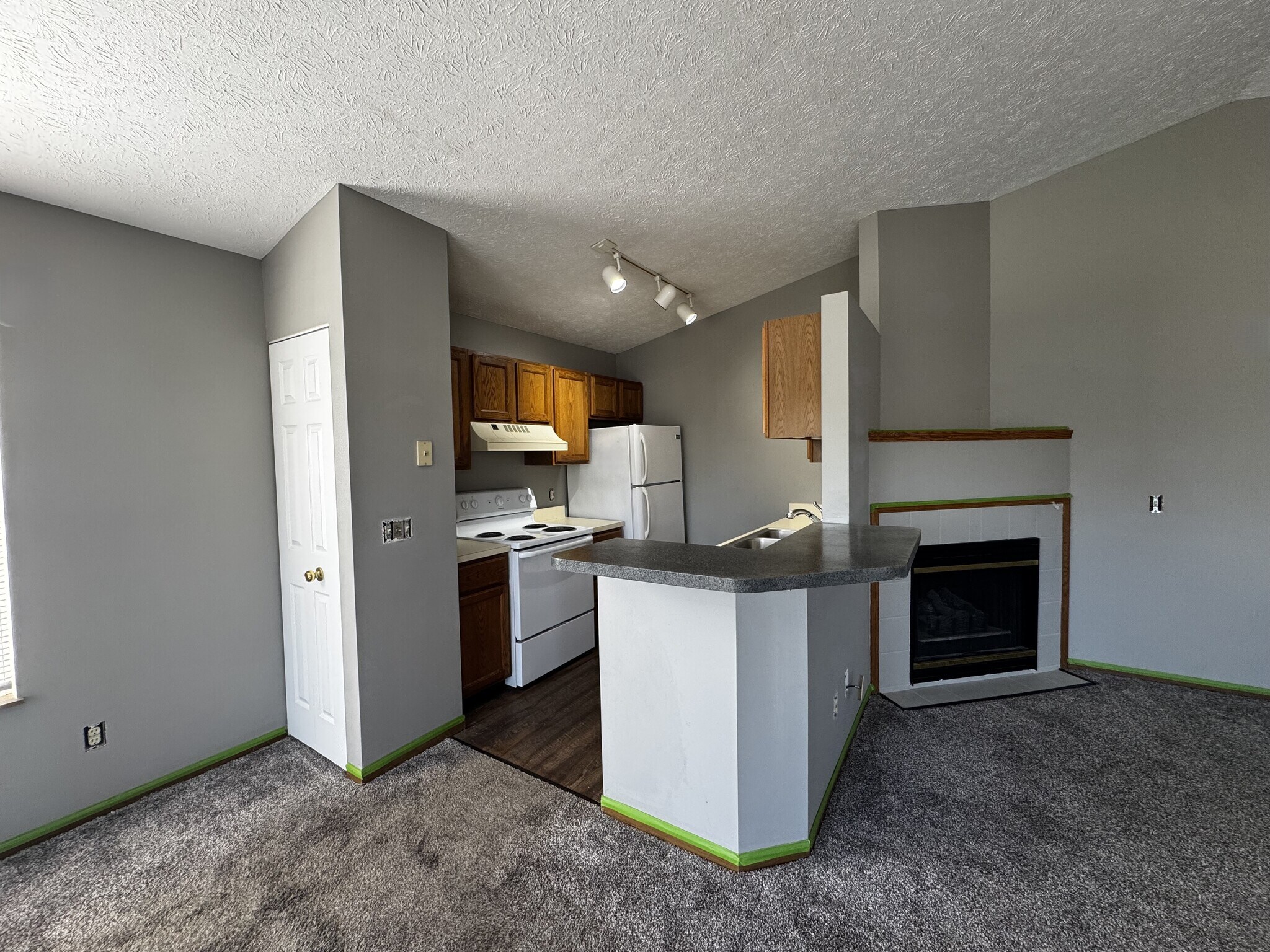 Building Photo - 3688 Harris Ave NW