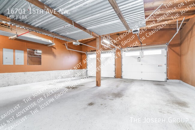 Building Photo - 16701 15th Ave NW