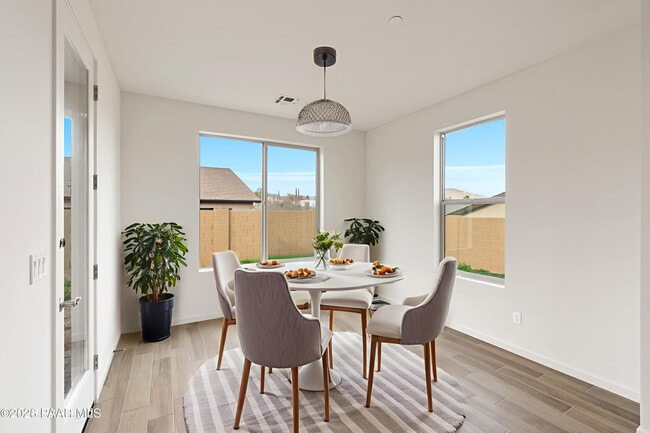 Building Photo - 832 Eugene Rd