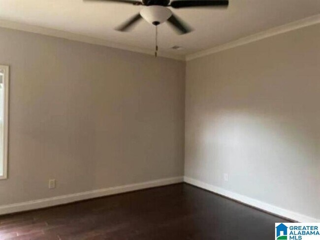 Building Photo - 4207 Lennox Dr