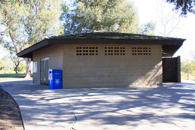 Building Photo - 5600 Kensington Way
