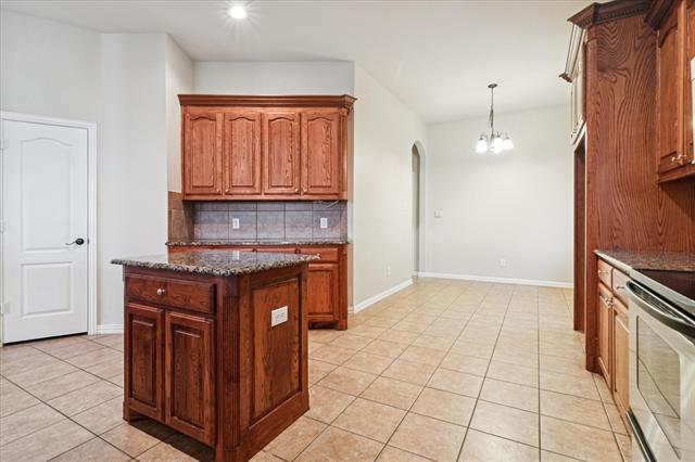 Building Photo - 1206 Antoinette Dr