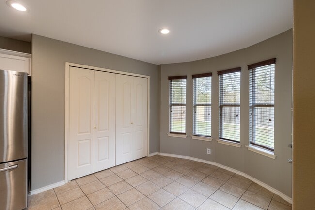 Building Photo - 11543 Wood Hbr