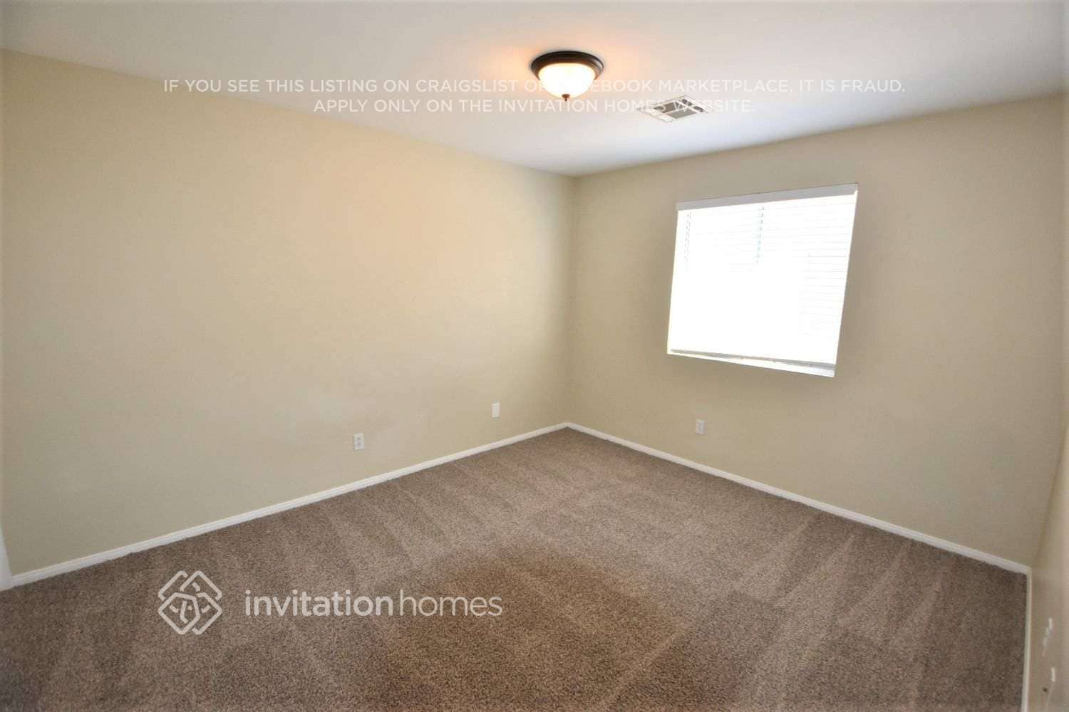 Building Photo - 4829 Soaring Springs Ave