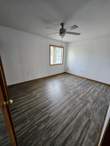 Building Photo - 5670 Gables Dr