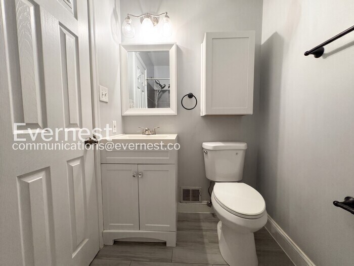 Building Photo - 5302 Greenough Pl