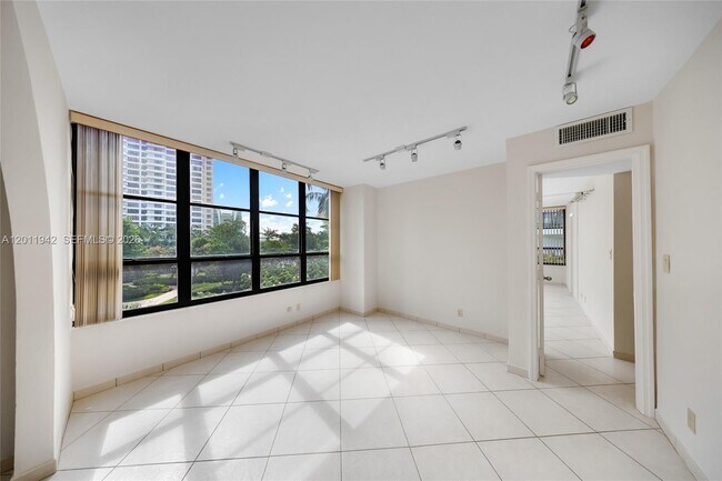 Building Photo - 600 Three Islands Boulevard