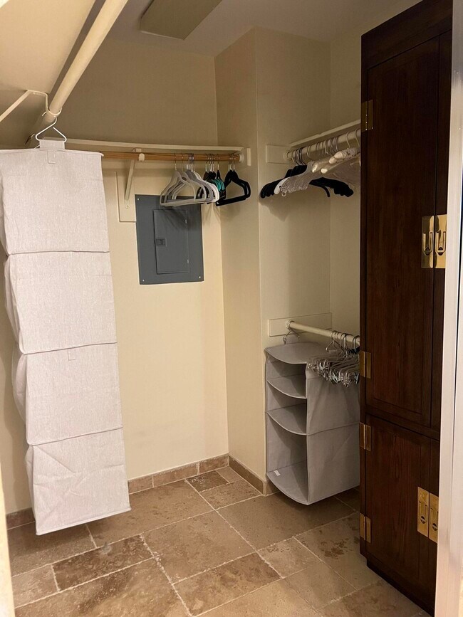 Building Photo - 38145 Crocus Ln