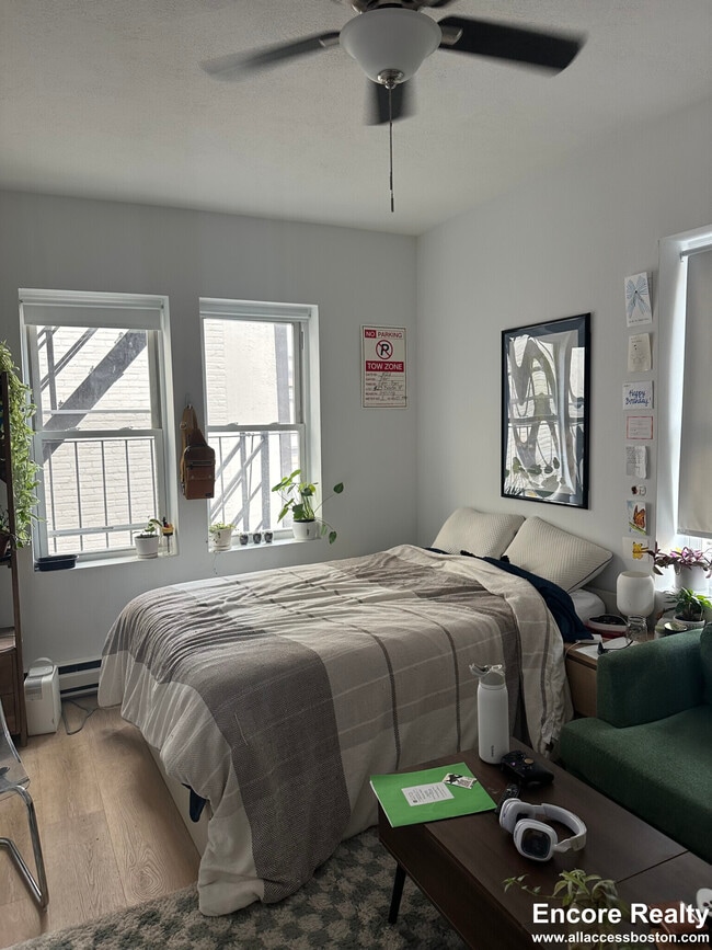 Building Photo - 111 Norway St