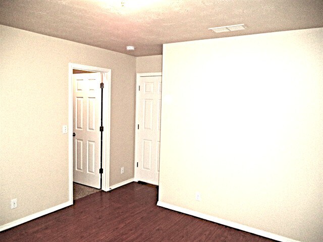 Building Photo - 2779 N Old Stone Way